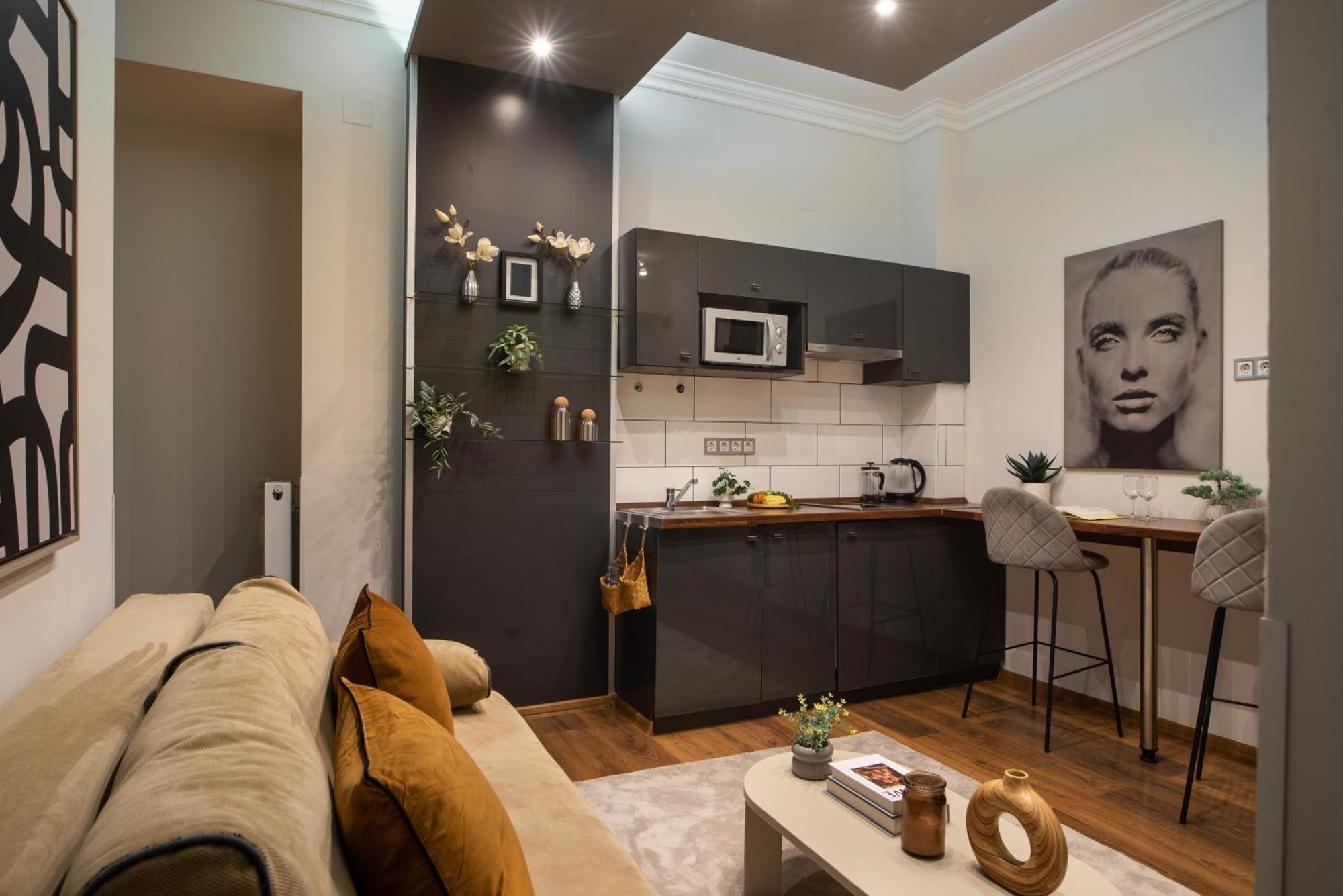 Chic Central 1Br Retreat Near New York Cafe With View Budapest Ngoại thất bức ảnh